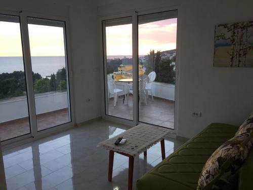 Idealhouse Apartments