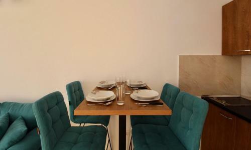 Hostal Apartments Komina