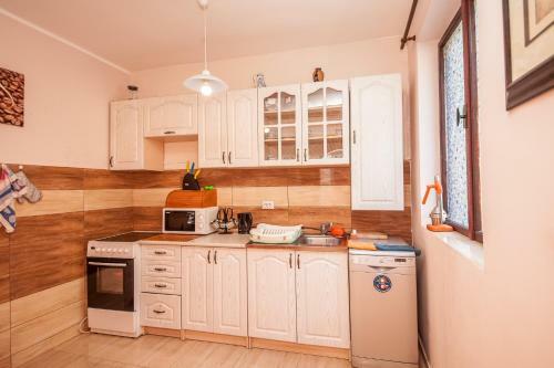 Hostal Alex Guesthouse