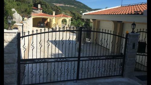 Villa Alena