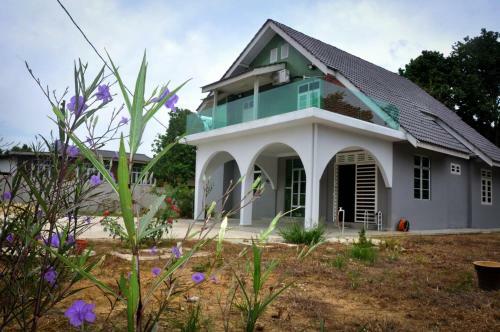 Kak Nor Villa