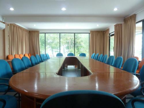 Hostal Cempaka Beach Resort