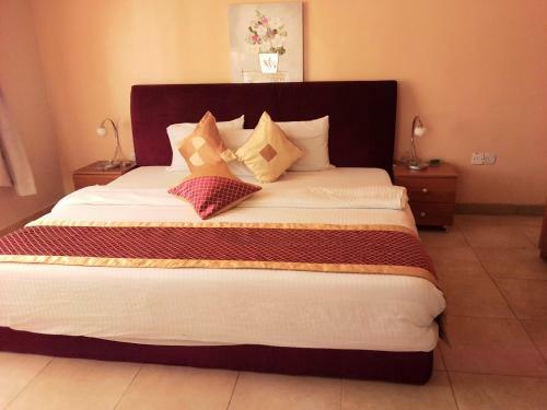 Hollandas Hotel & Resort