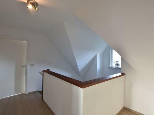 Modern Holiday Home In Hengstdijk With Pool