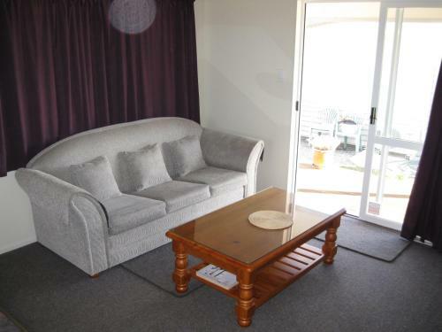 Foxton Blue Bell Motel
