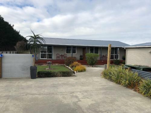 Foxton Blue Bell Motel