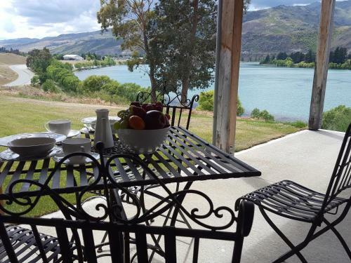 Bed & Breakfast Cromwell Lakeside B N B