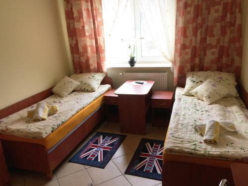 Hostal Us?ugi Hotelowe Modlin Airport
