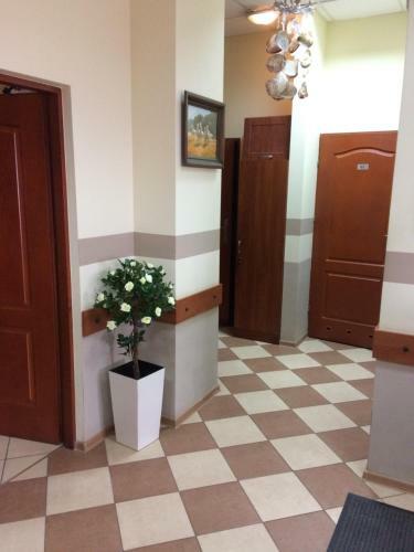 Hostal Us?ugi Hotelowe Modlin Airport