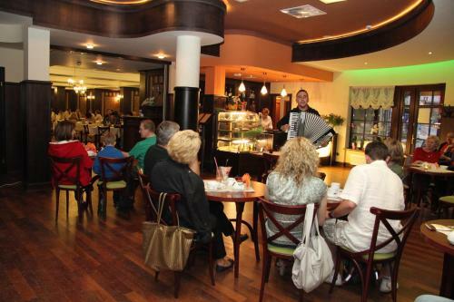 Hotel Kryszta? Conference & Spa