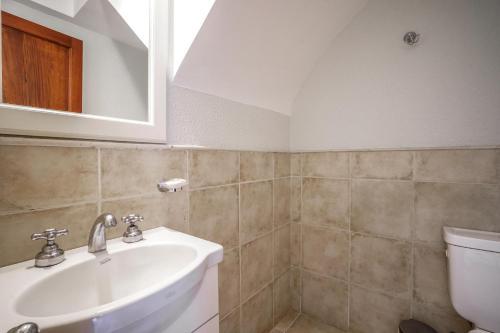 Hotel Valeria House Rental Suites