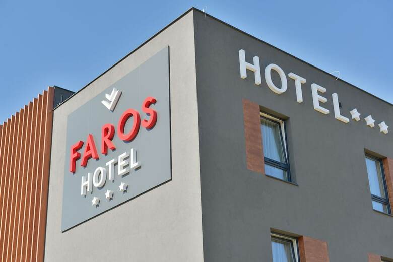 Hotel Faros