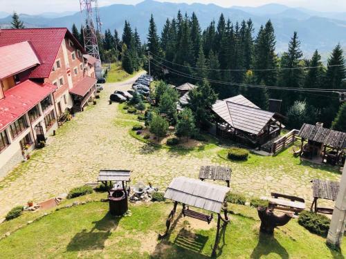 Hotel Complex Turistic Alpina Blazna Sant