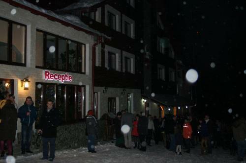 Hotel Complex Turistic Alpina Blazna Sant