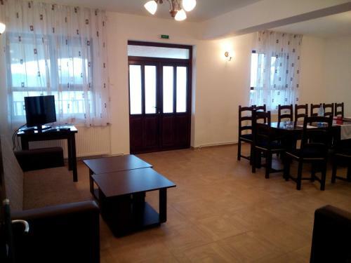 Hostal Casa Vanatorilor