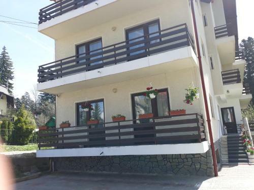 Hostal Vila Edelweiss