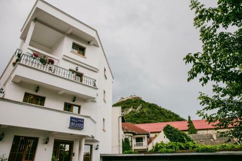 Hostal Pensiunea Vila Europa