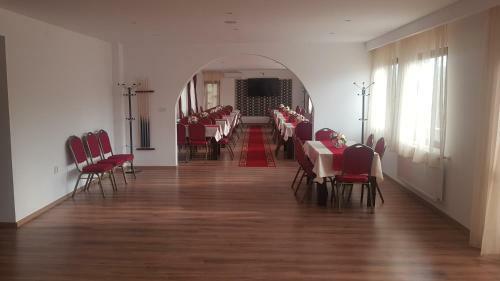 Hostal Pensiunea Doina