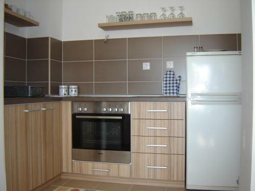 Apartments Belji?