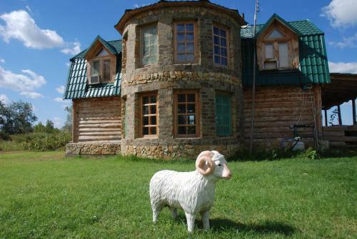 Hostal Baza Otdiha Zamok