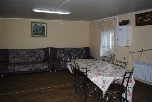 Hostal Guest House On Proletarke