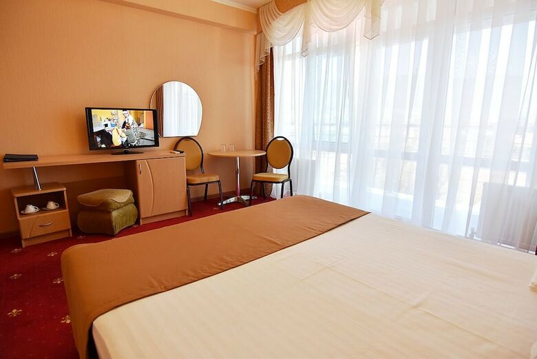 Brigantina Hotel