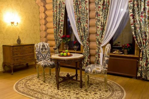 Okhotnichyi Sezony Hotel