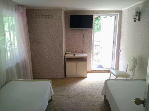 Hostal Oreshki Guest House