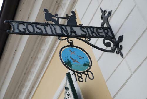 ?iker B&B Hotel