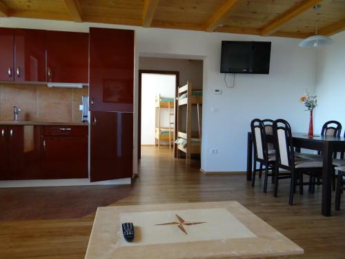 Apartments Trebu?ak