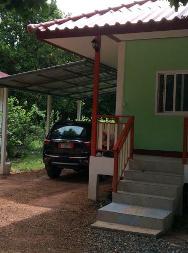 Hostal Pruksa Resort Prachin Buri