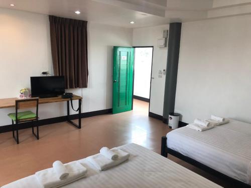Hostal Khaohom House