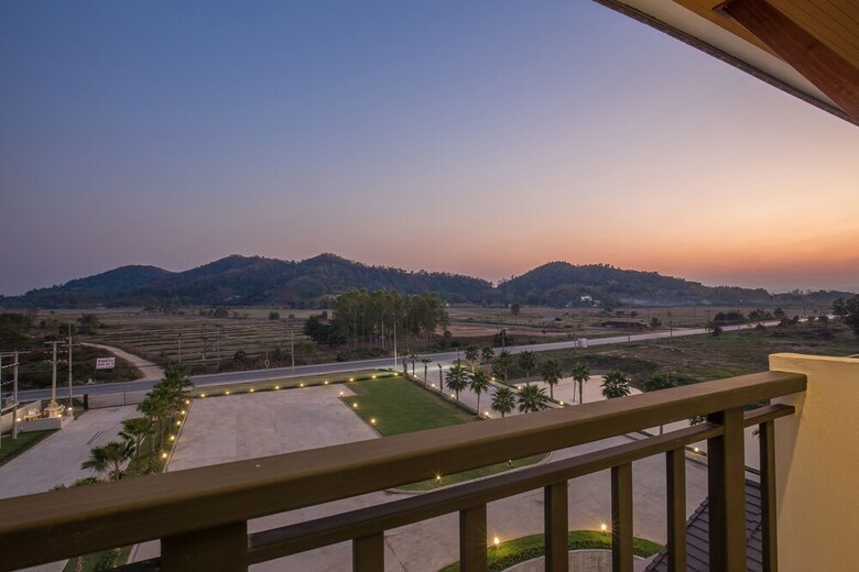 Grand View Hotel