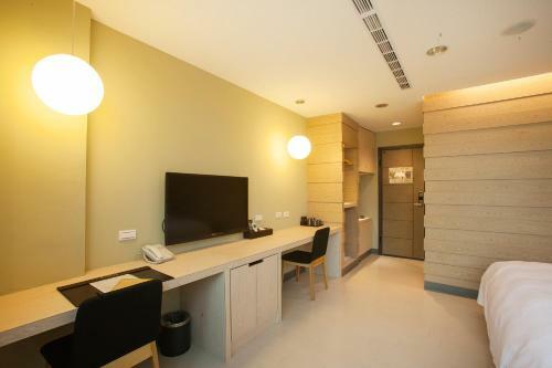 823 Tourist Hotel