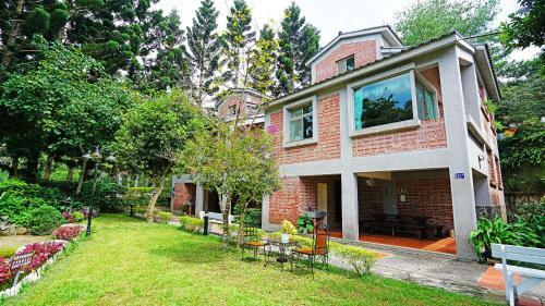 Bed & Breakfast Red Brick Villas