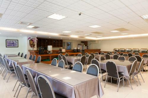 Posada F Hotel - Chiayi