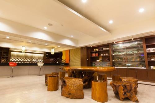 Posada F Hotel - Chiayi