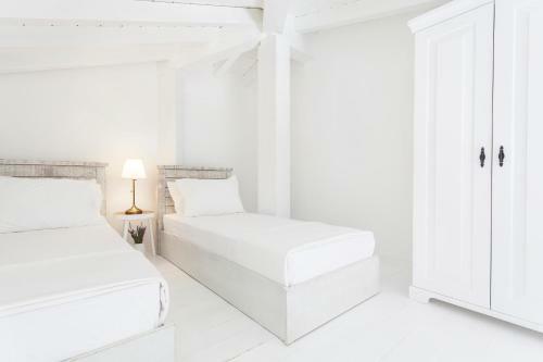 Cunda Pur Beyaz Hotel