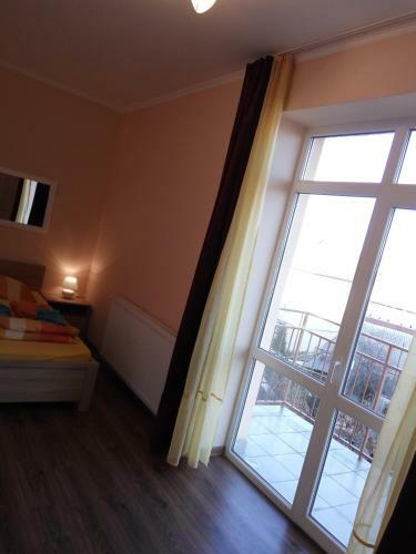 Lux One Room Apartments