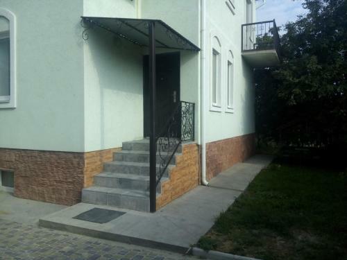 Hostal Oselya Guest House