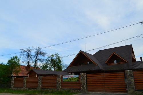 Hostal Sadyba Pikuy
