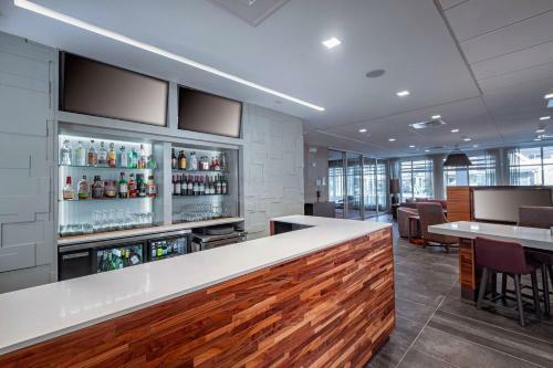 Hotel Courtyard By Marriott Toledo West