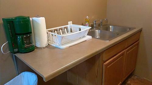 Motel Colonial Inn Extended Stay