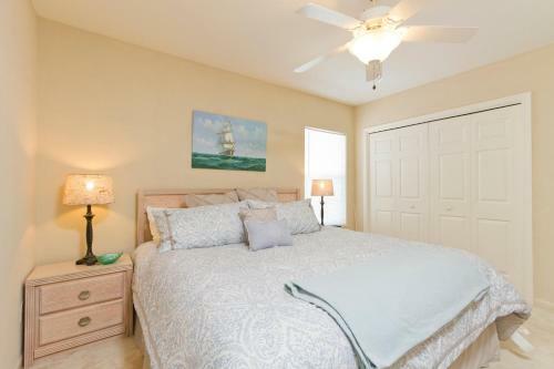Apartamento 117a E. Oleander