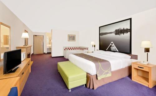 Hotel Super 8 By Wyndham St. James