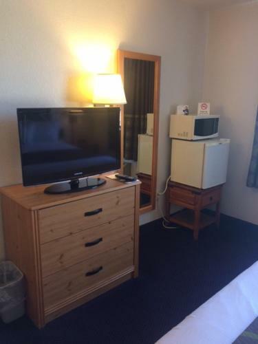 Hotel Super 8 By Wyndham St. James