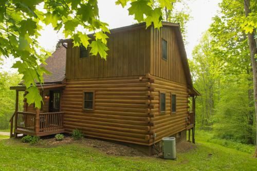 Pine Creek - Hocking Hills Cabin