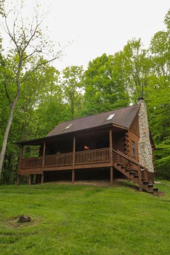 Pine Creek - Hocking Hills Cabin