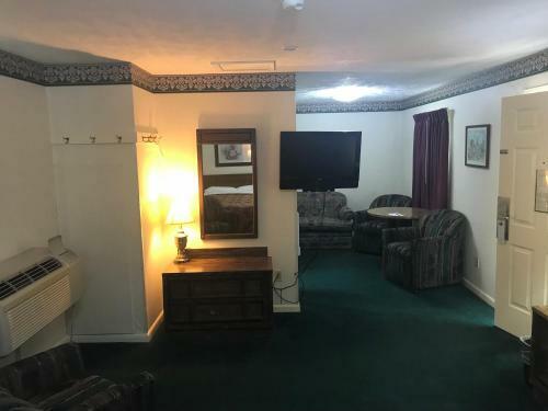 Sheldon's Motel And Restaurant
