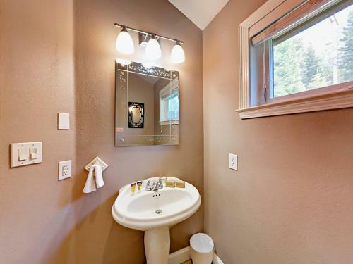 2285 Del Norte South Home